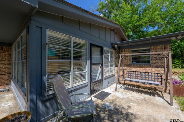225 Powell Drive, Tyler, TX 75703
