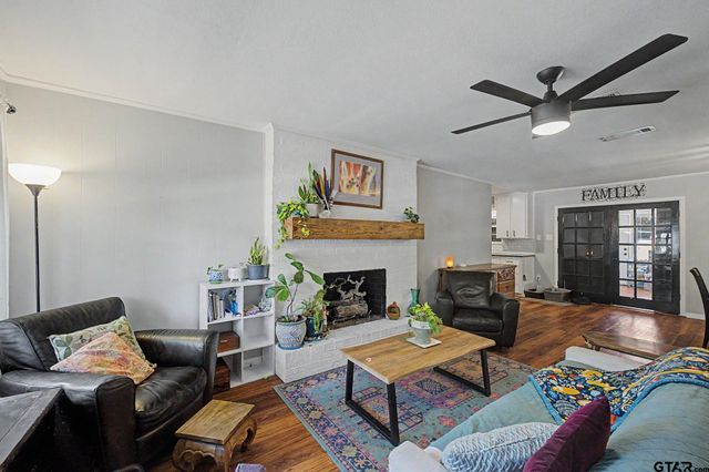225 Powell Drive, Tyler, TX 75703