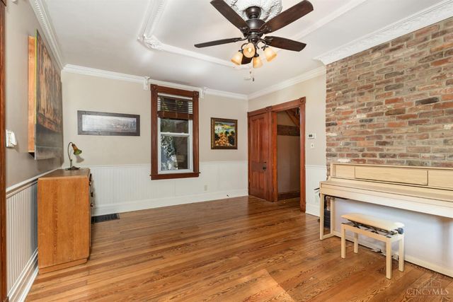 7027 Gracely Drive, Cincinnati, OH 45233