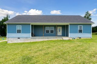 601 Roy Foster Rd, Mcminnville, TN 37110