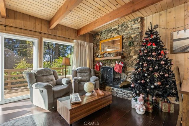 225 Fremont, Lake Arrowhead, CA 92352