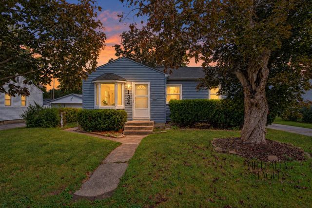134 Thomas Avenue, Waterloo, IA 50703
