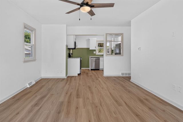134 Thomas Avenue, Waterloo, IA 50703