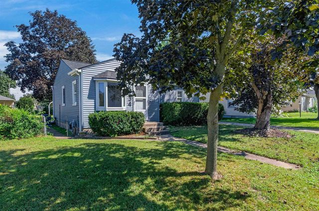 134 Thomas Avenue, Waterloo, IA 50703