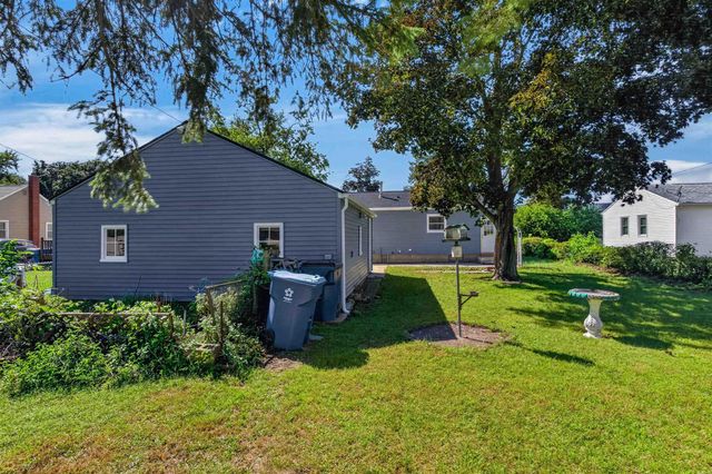 134 Thomas Avenue, Waterloo, IA 50703