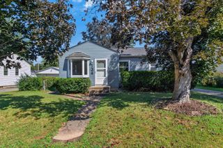 134 Thomas Avenue, Waterloo, IA 50703