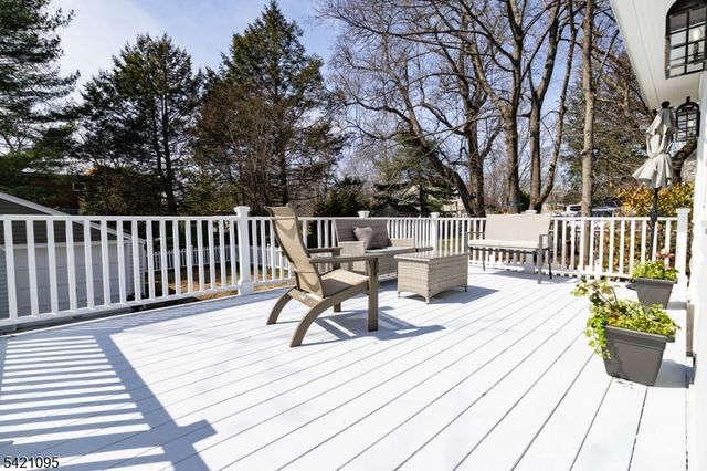 65 Division Ave, New Providence Boro, NJ 07974