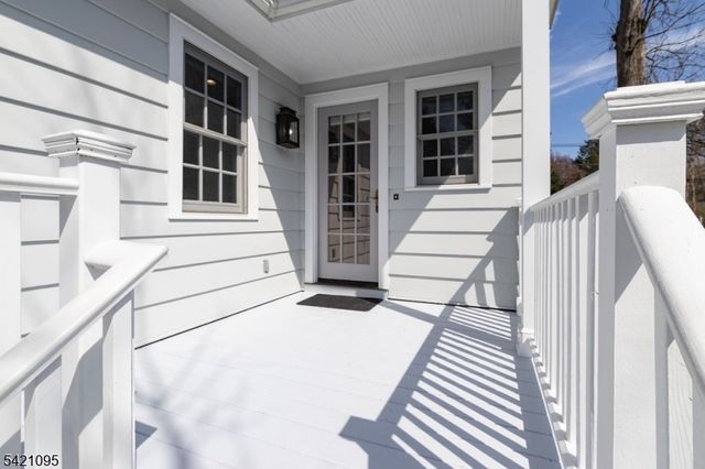 65 Division Ave, New Providence Boro, NJ 07974