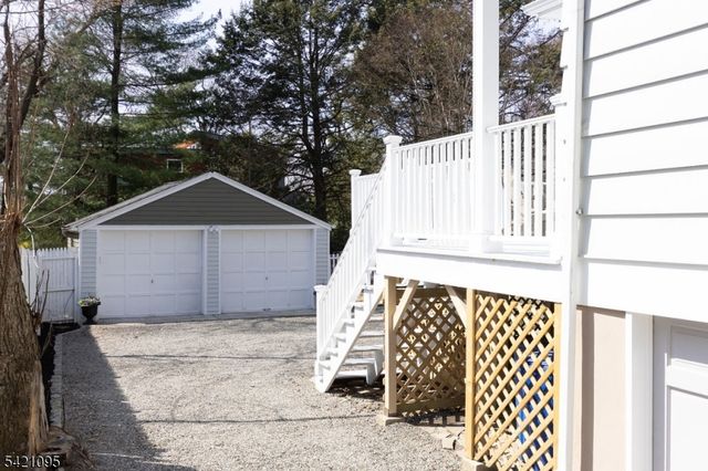 65 Division Ave, New Providence Boro, NJ 07974