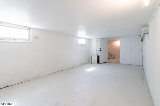 65 Division Ave, New Providence Boro, NJ 07974