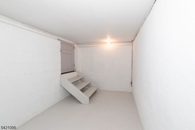 65 Division Ave, New Providence Boro, NJ 07974