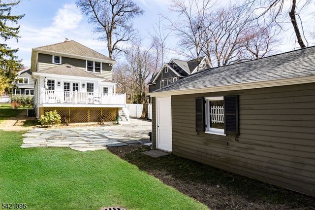 65 Division Ave, New Providence Boro, NJ 07974