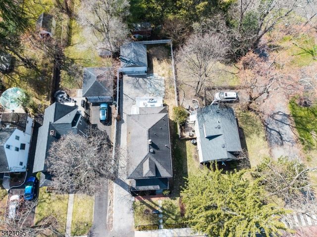 65 Division Ave, New Providence Boro, NJ 07974