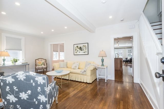 65 Division Ave, New Providence Boro, NJ 07974