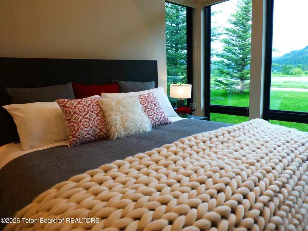 14275 S LEADER Lane, Jackson, WY 83001 photo 13