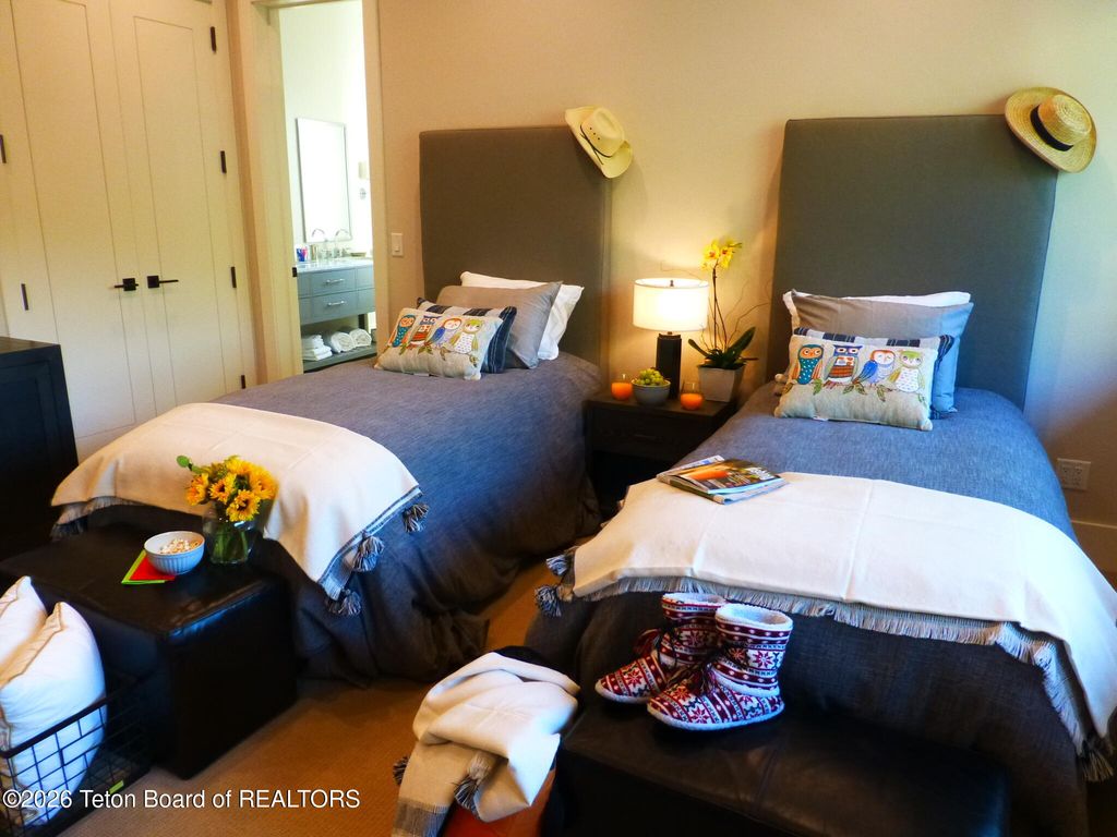 14275 S LEADER Lane, Jackson, WY 83001 photo 18