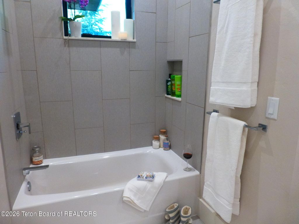 14275 S LEADER Lane, Jackson, WY 83001 photo 22