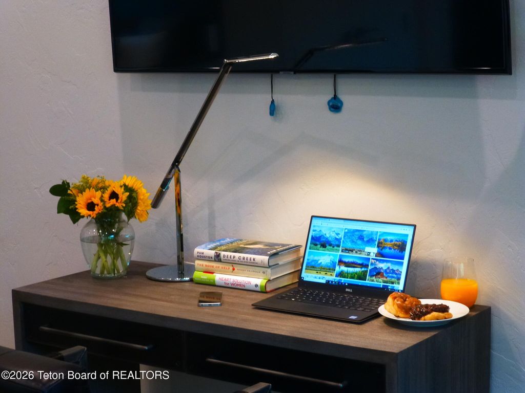 14275 S LEADER Lane, Jackson, WY 83001 photo 23