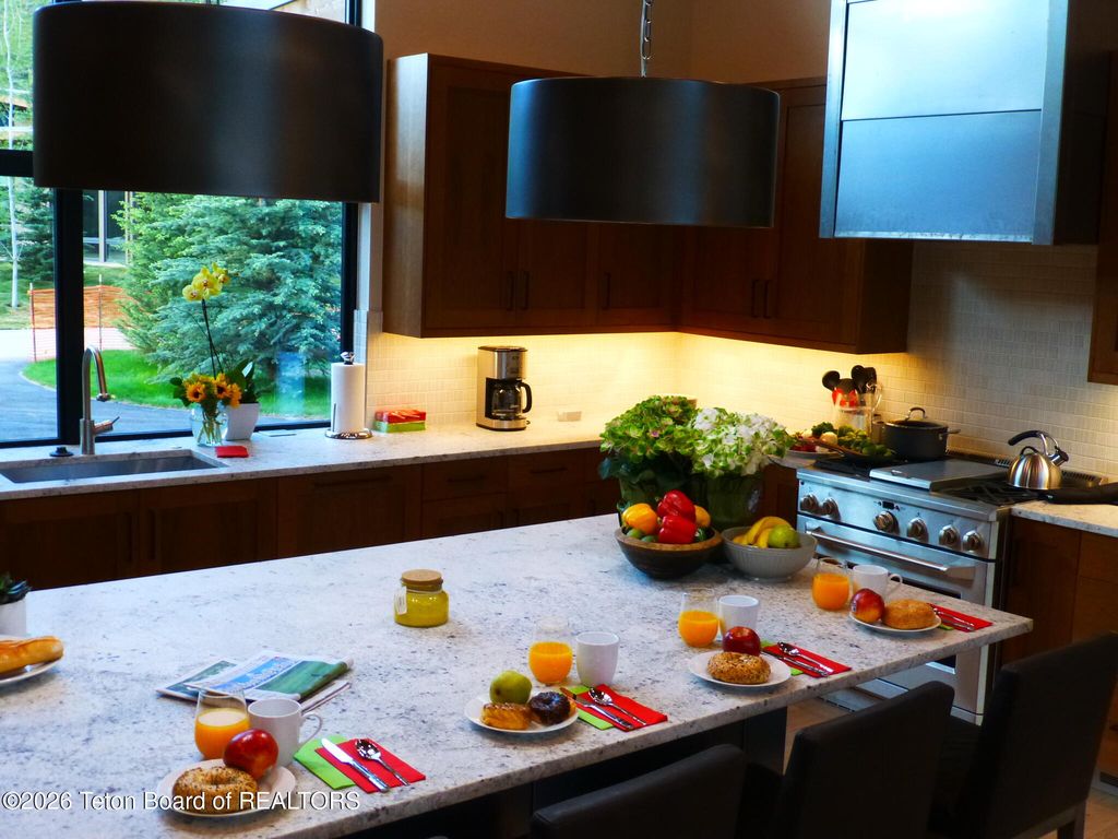 14275 S LEADER Lane, Jackson, WY 83001 photo 29