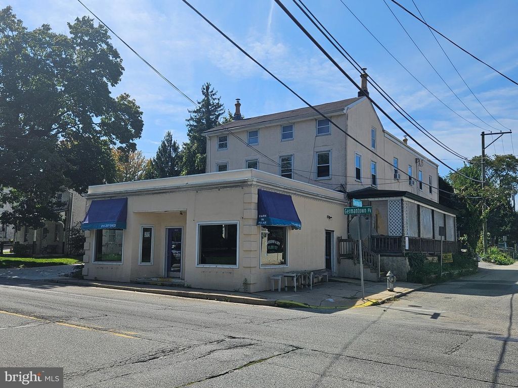 500 E GERMANTOWN PIKE, Lafayette Hill, PA 19444 — exterior