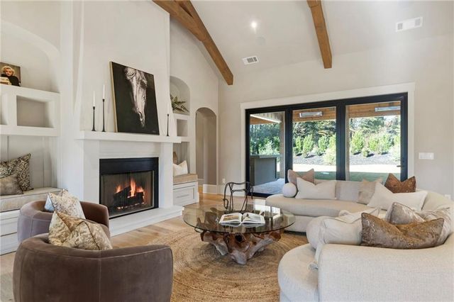 1000 Haddie Way, Alpharetta, GA 30004