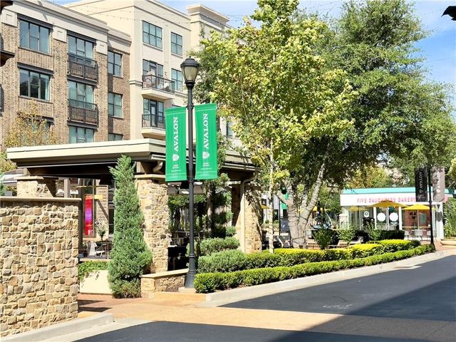 1000 Haddie Way, Alpharetta, GA 30004