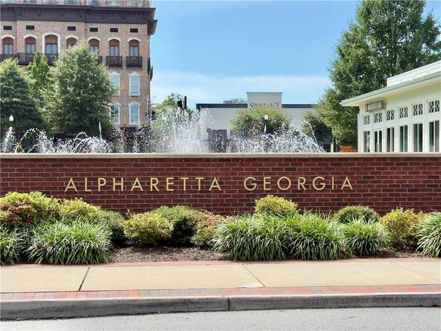 1000 Haddie Way, Alpharetta, GA 30004