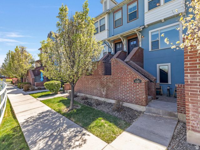 446 W AMBER GLOW LN, Draper, UT 84020