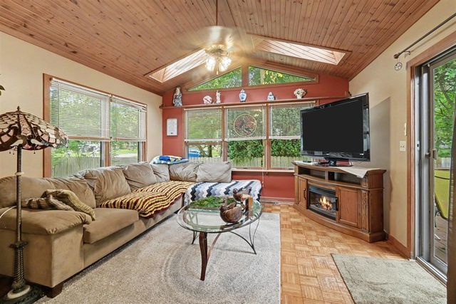 5025 W Willoughby Road, Holt, MI 48842