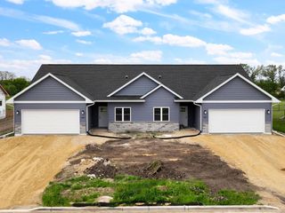 527 S 7th Street, Evansville, WI 53536