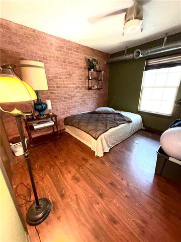 18607 E 20th Terrace N, Independence, MO 64058