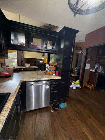 18607 E 20th Terrace N, Independence, MO 64058