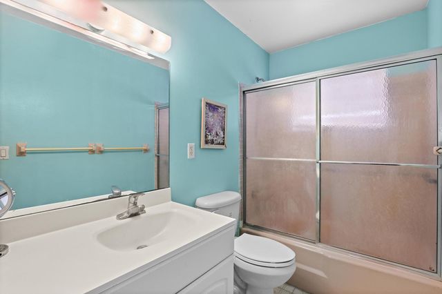 2885 W Ashley Dr Drive W B, West Palm Beach, FL 33415