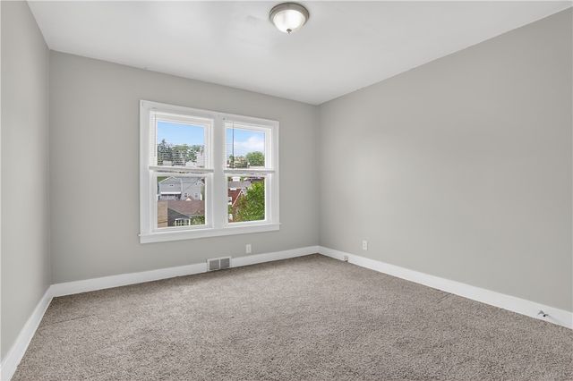 612 Hazel St, West Mifflin, PA 15122