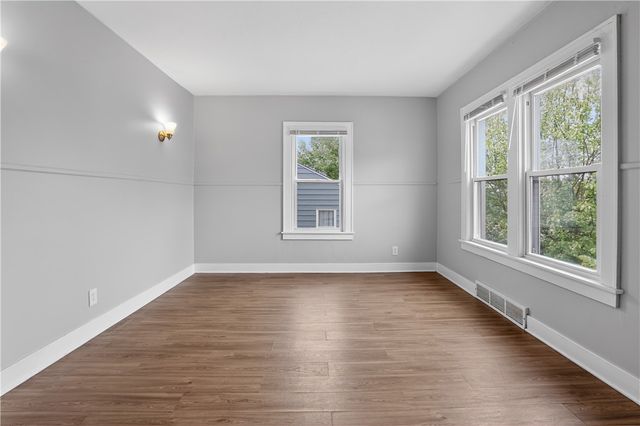 612 Hazel St, West Mifflin, PA 15122