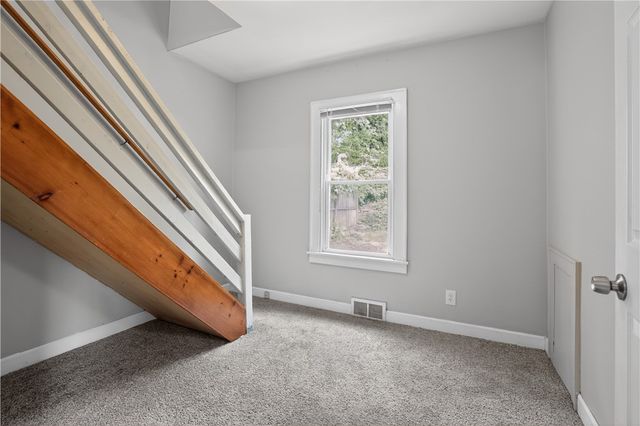 612 Hazel St, West Mifflin, PA 15122