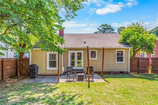 1008 Madison Avenue, Winston-salem, NC 27103