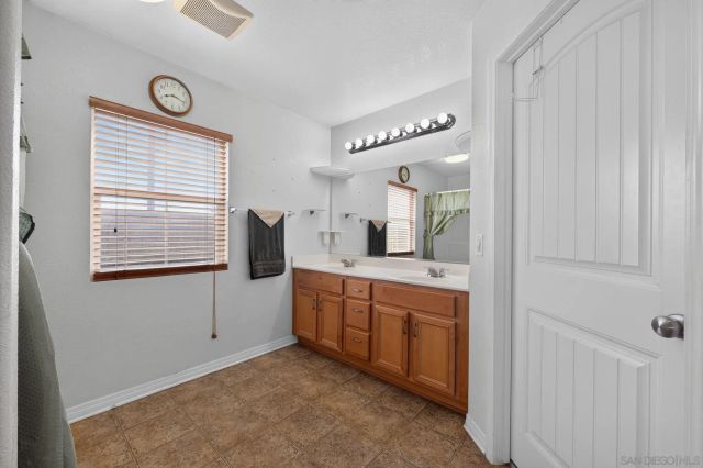 798 Abelia Ln, Perris, CA 92571