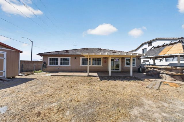 798 Abelia Ln, Perris, CA 92571