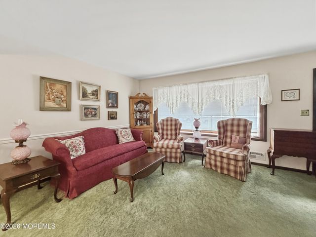 131 Barclay Drive, Point Pleasant, NJ 08742
