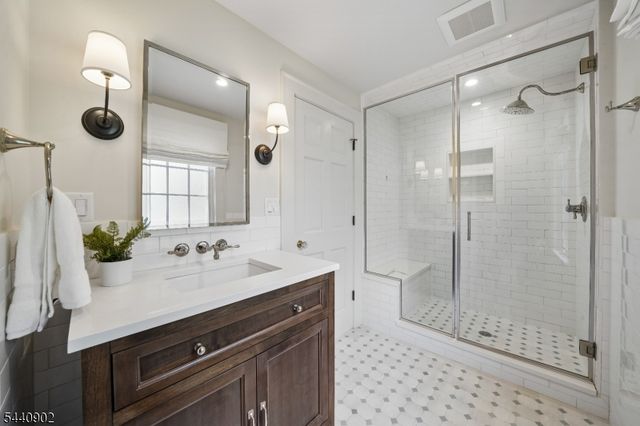 27 Pine Grove Ave, Summit City, NJ 07901