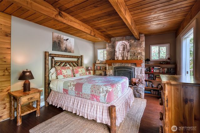 50321 Loop Road, Gold Bar, WA 98251