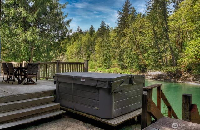 50321 Loop Road, Gold Bar, WA 98251