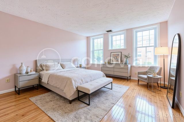321 Plantation St 102, Worcester, MA 01604