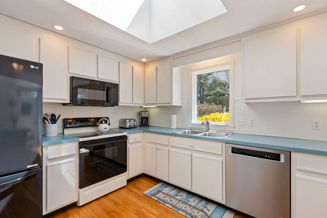 25 Uncle Israel'S Road, Orleans, MA 02653