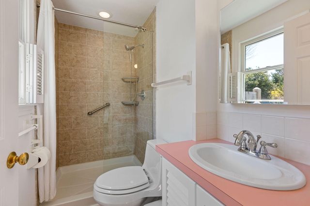 25 Uncle Israel'S Road, Orleans, MA 02653