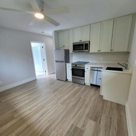 809a NW 30th Court 809A, Wilton Manors, FL 33311