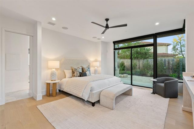 1604 Barclay DR, Austin, TX 78746