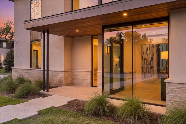 1604 Barclay DR, Austin, TX 78746