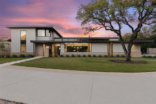 1604 Barclay DR, Austin, TX 78746